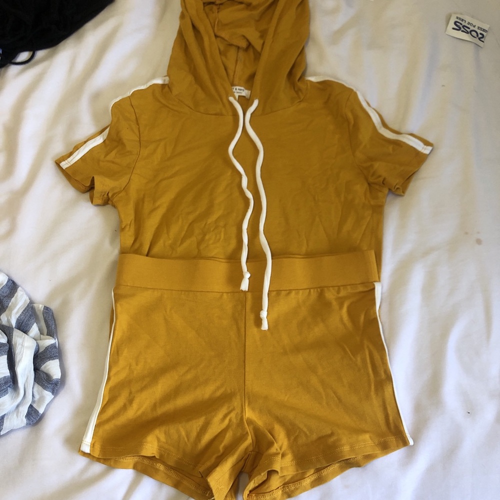 Fashion nova set (ON HOLD)